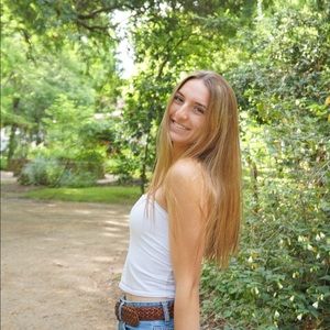 Meet your Posher, Nicole